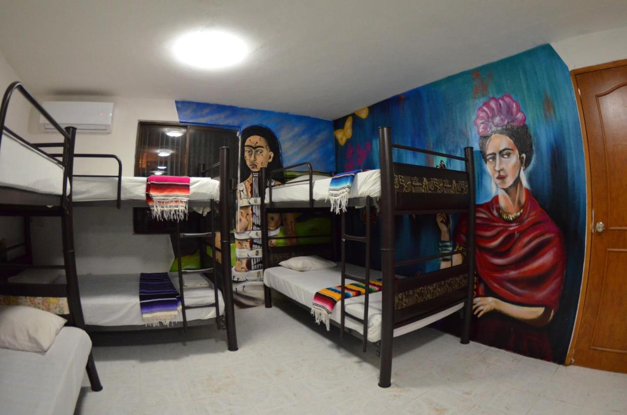 Fiesta Party Hostel - 坎昆 外观 照片