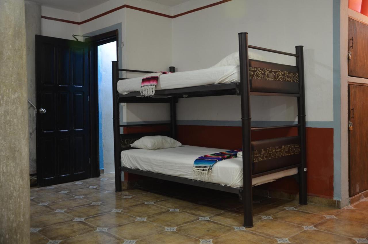 Fiesta Party Hostel - 坎昆 外观 照片