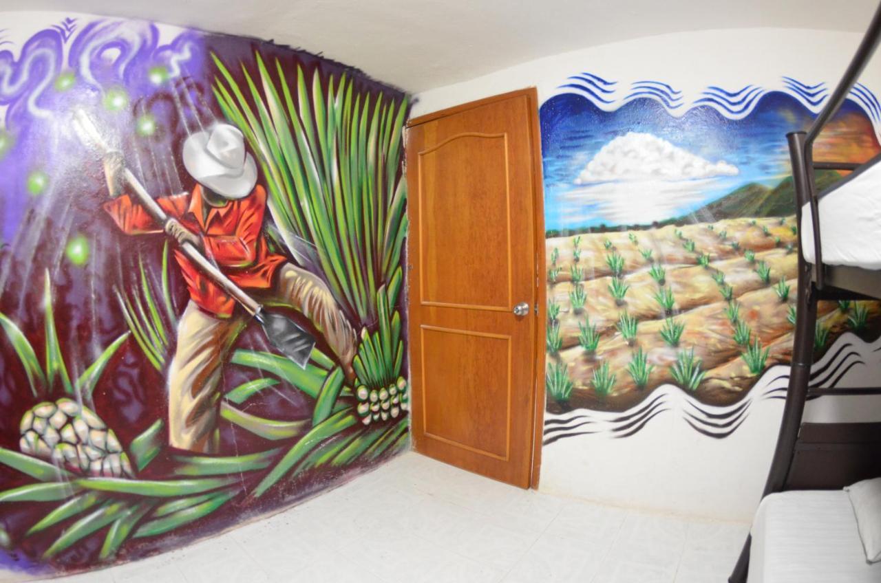Fiesta Party Hostel - 坎昆 外观 照片